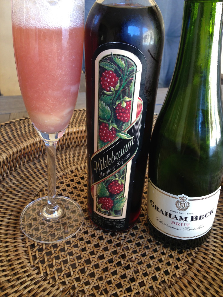 Bellini Cocktail - Italian Aperitif drink Champagne Prosecco Bubbly MCC Methode Cape Classique