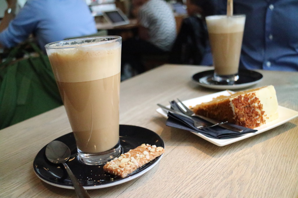 Delicious Latte Macchiato at Bar Beton, oh, and a carrot cake...