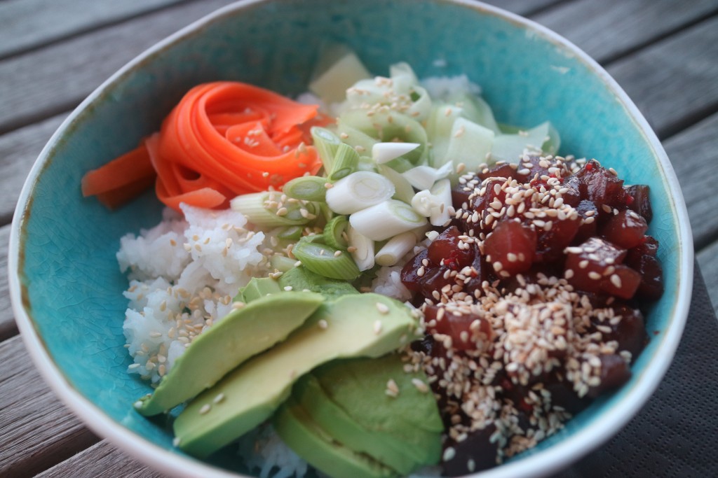 Poke bowl, tuna, recipe, fresh, rice, sushi soy sauce sesame